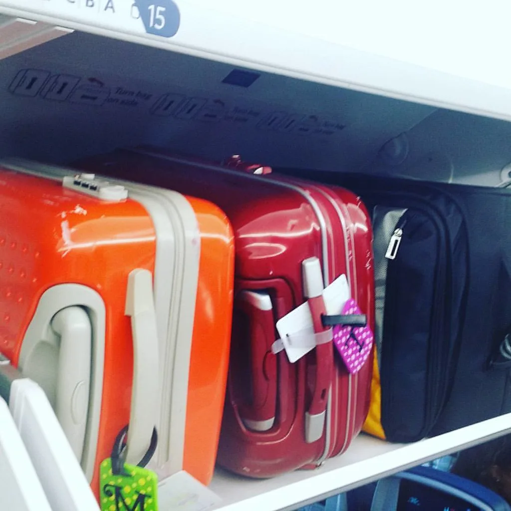 Harde handbagagekoffer: de voor- en nadelen op een rij